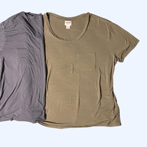 3 Pack Mossimo Basic Pocket T-Shirts - Picture 3 of 4